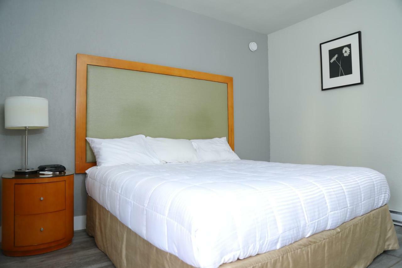 Fraser Inn Принс-Джордж Экстерьер фото